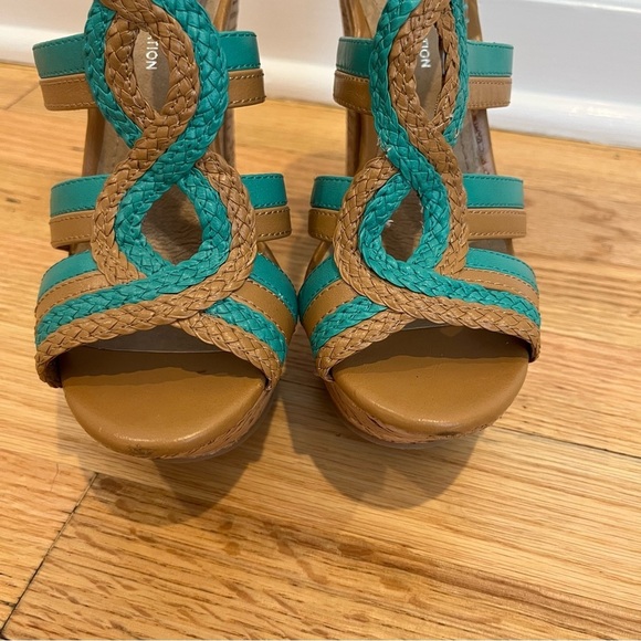 BCBGeneration Sanford Teal & Cognac Cork Platform Open Toe Sandals Size 6.5B - Picture 7 of 16